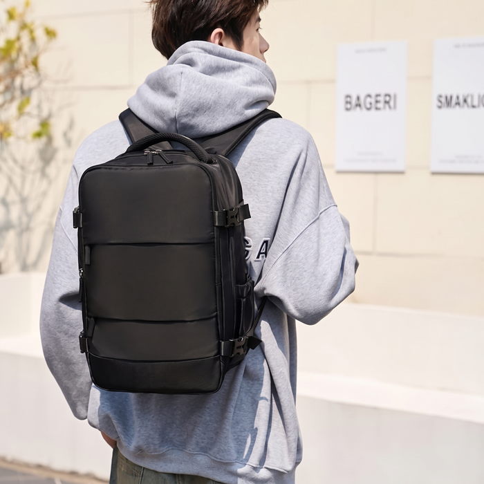 Ryggsäck buren på ryggen